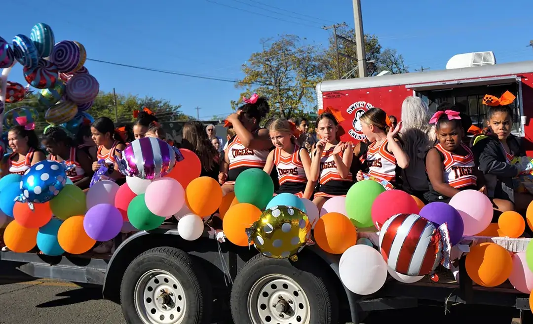 Wewoka students in parade